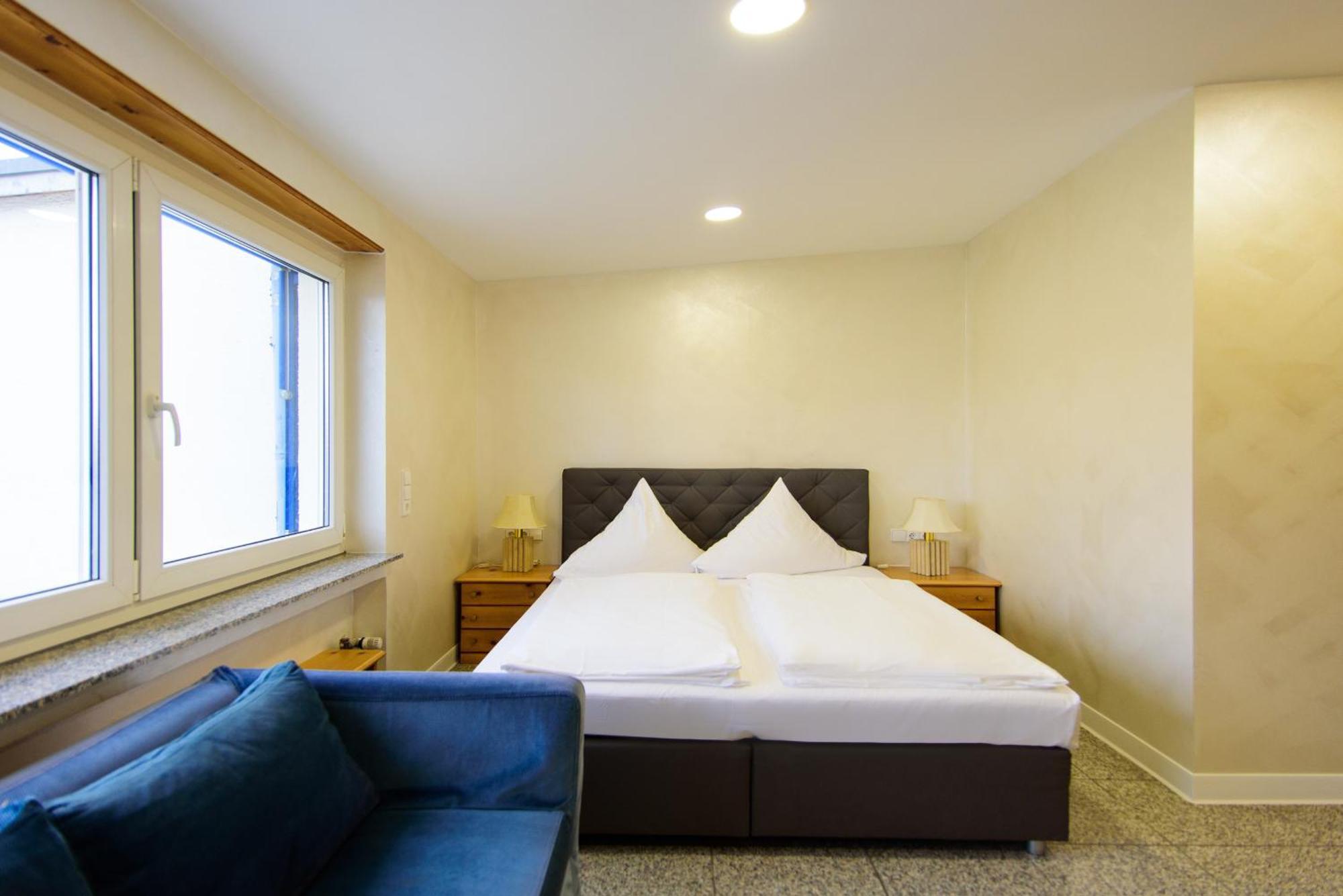 Hotel Bohn Метцинген Экстерьер фото