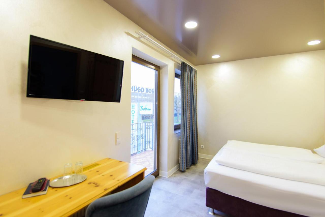 Hotel Bohn Метцинген Экстерьер фото