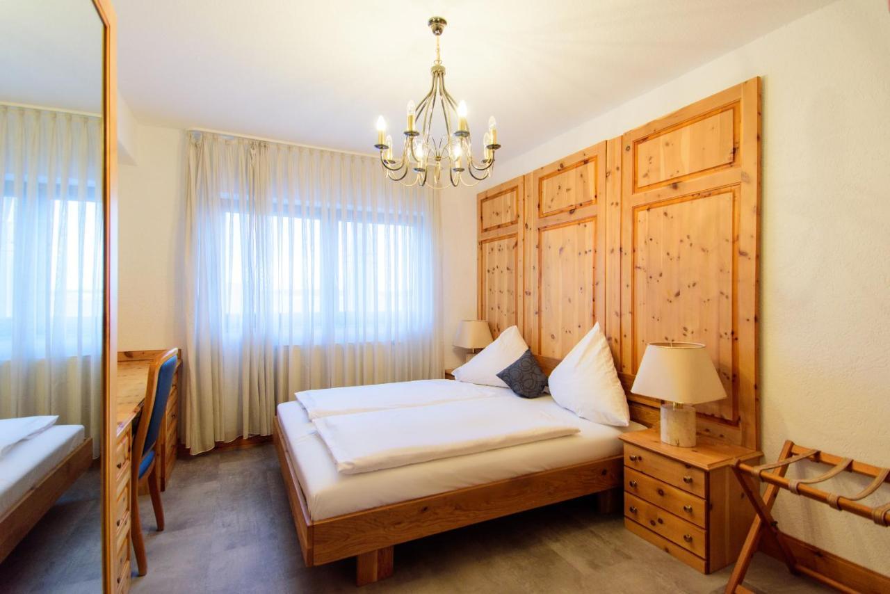 Hotel Bohn Метцинген Экстерьер фото