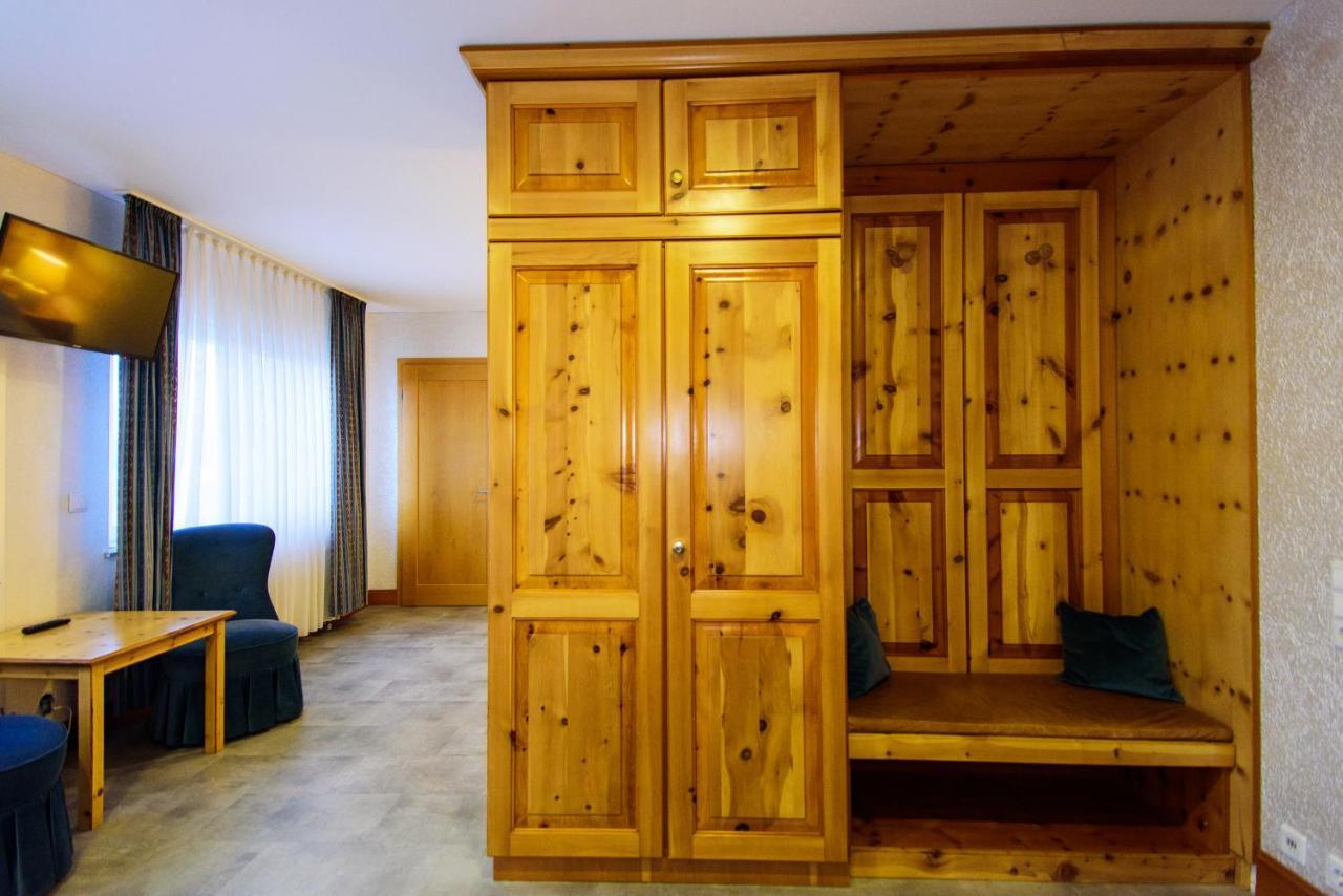 Hotel Bohn Метцинген Экстерьер фото
