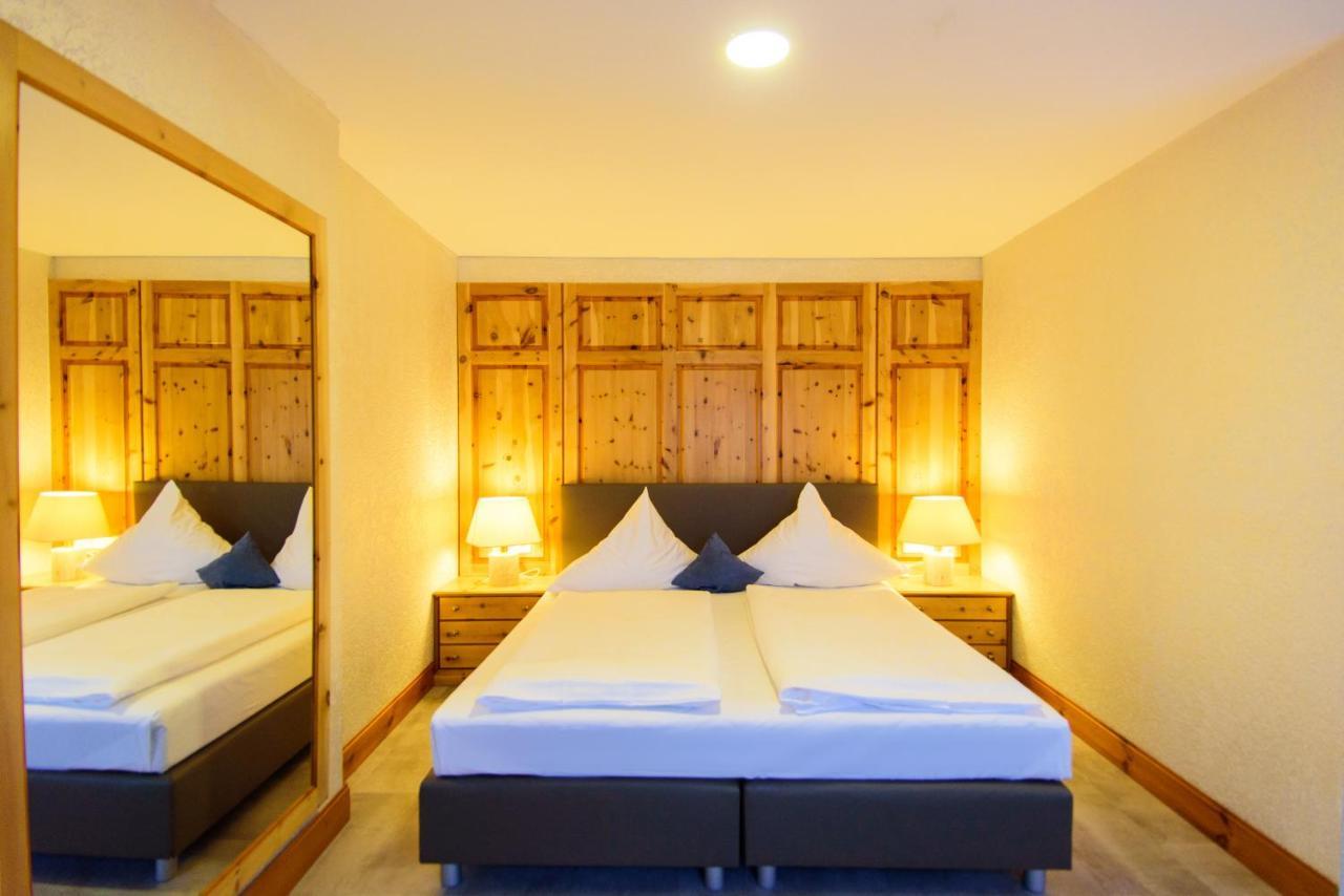 Hotel Bohn Метцинген Экстерьер фото